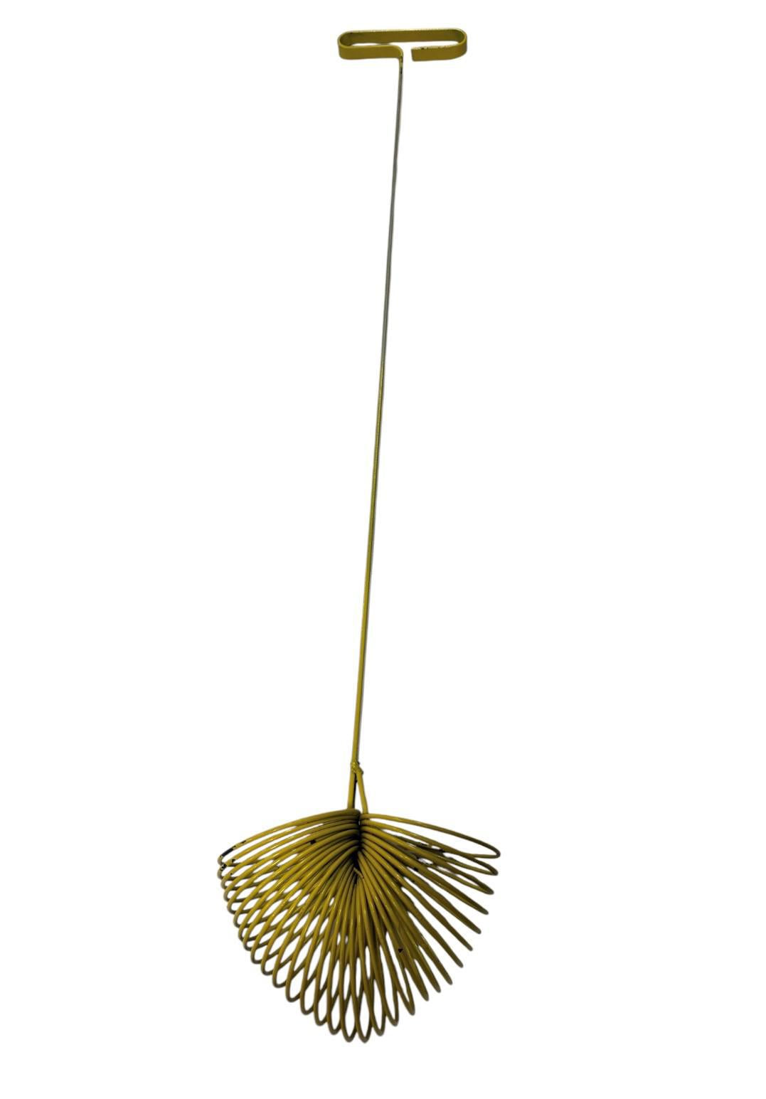 Pecan Picker Upper Yellow